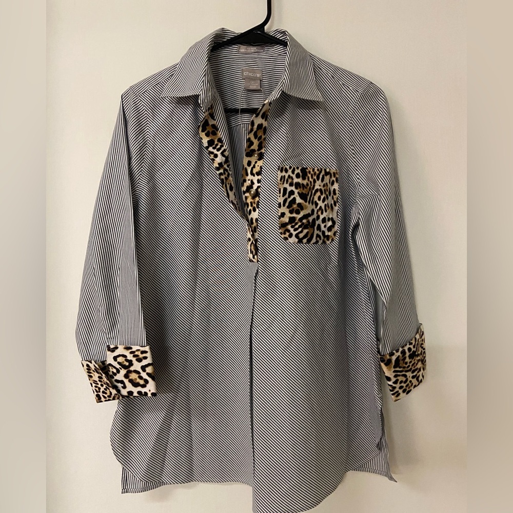 Chico's small petite 4/6 No Iron Coolmax Striped Leopard Trim Blouse popover top